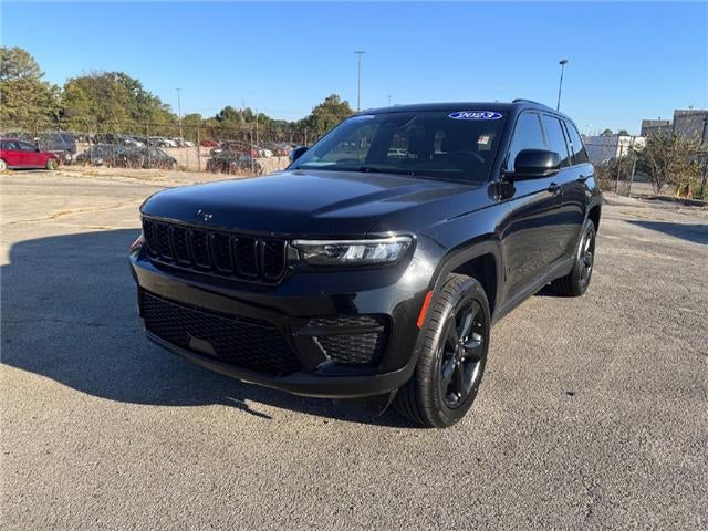 2023 Jeep Grand Cherokee Laredo 4x4