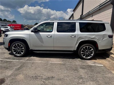 2023 Jeep Wagoneer L Series II 4x4