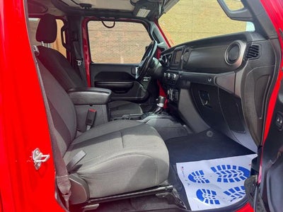 2020 Jeep Gladiator Sport 4x4 Crew Cab 5 ft. box