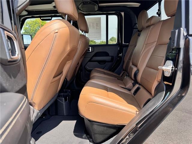 2022 Jeep Gladiator Overland 4x4 Crew Cab 5 ft. box