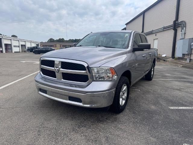 2019 RAM 1500 Classic SLT 4x4 Crew Cab 5.6 ft. box 140 in. WB