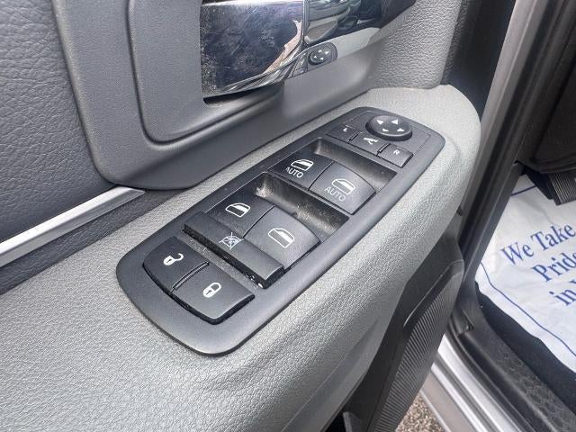 2019 RAM 1500 Classic SLT 4x4 Crew Cab 5.6 ft. box 140 in. WB