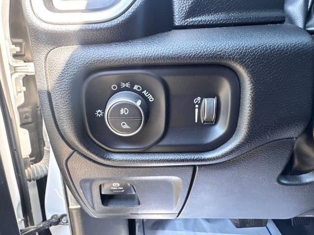 2023 RAM 1500 Big Horn/Lone Star 4x2 Crew Cab 153.5 in. WB