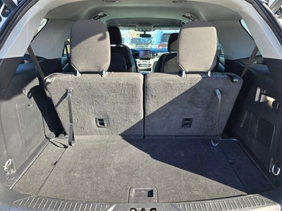 2024 Ford Explorer XLT 4x2