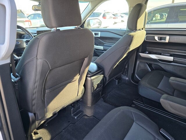 2024 Ford Explorer XLT 4x2