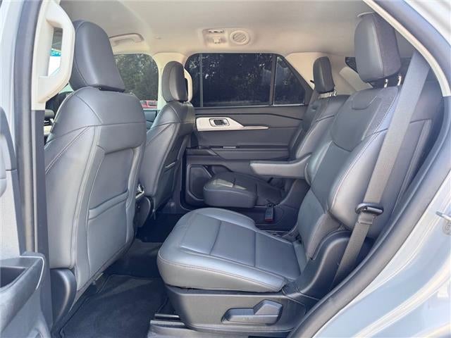 2025 Ford Explorer Active 4x2