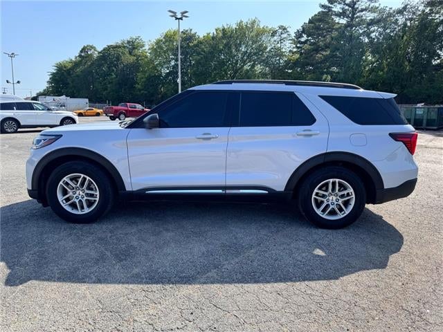 2025 Ford Explorer Active 4x2