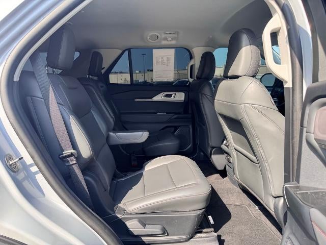 2025 Ford Explorer Active 4x2