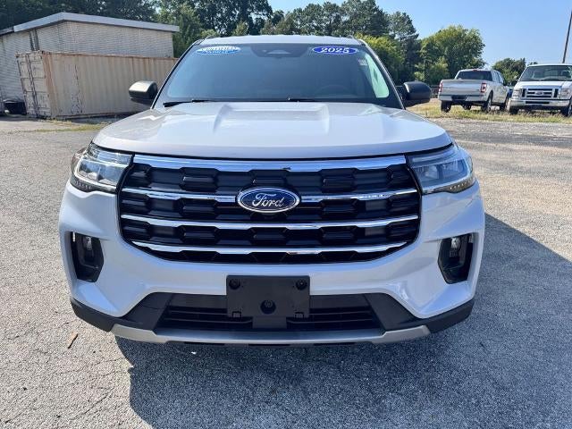 2025 Ford Explorer Active 4x2