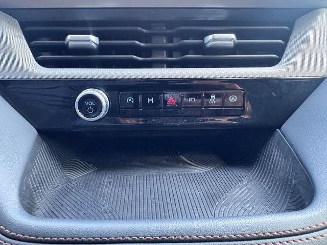 2025 Ford Explorer Active 4x2