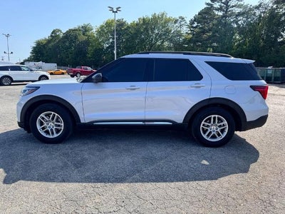 2025 Ford Explorer Active 4x2