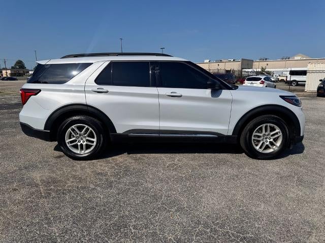 2025 Ford Explorer Active 4x2