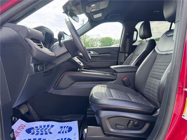 2025 Ford Explorer ST-Line 4x2