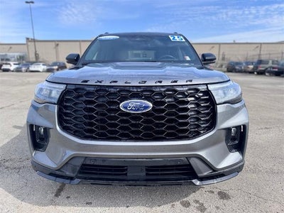 2025 Ford Explorer ST-Line 4x4