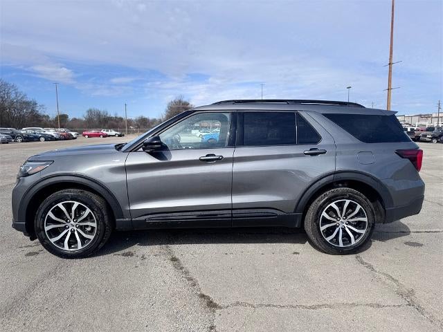 2025 Ford Explorer ST-Line 4x4