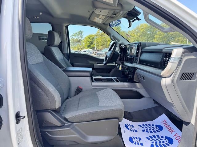2025 Ford F-450 XLT 4x4 SD Crew Cab 8 ft. box 176 in. WB DRW