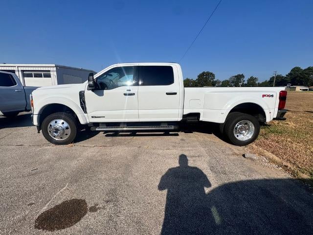 2025 Ford F-450 XLT 4x4 SD Crew Cab 8 ft. box 176 in. WB DRW
