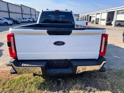 2025 Ford F-450 XLT 4x4 SD Crew Cab 8 ft. box 176 in. WB DRW