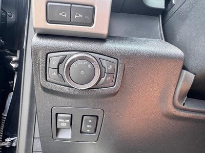 2019 Ford F-150 Platinum 4x4 SuperCrew Cab Styleside 5.5 ft. box 145 in. WB