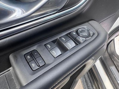 2024 GMC Yukon SLT 4x4