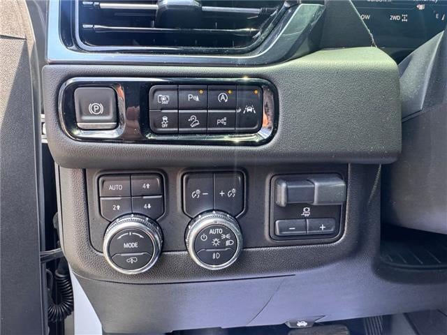 2025 GMC Yukon AT4 4x4