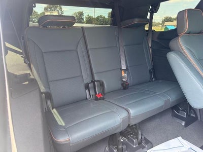 2025 GMC Yukon AT4 4x4