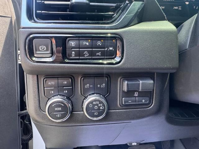 2025 GMC Yukon AT4 4x4