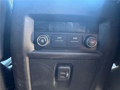 2022 Chevrolet Traverse LS w/1LS Front-Wheel Drive