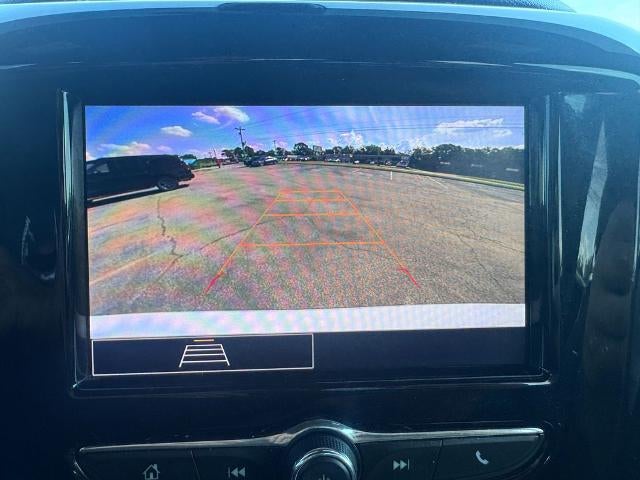 2022 Chevrolet Traverse LS w/1LS Front-Wheel Drive