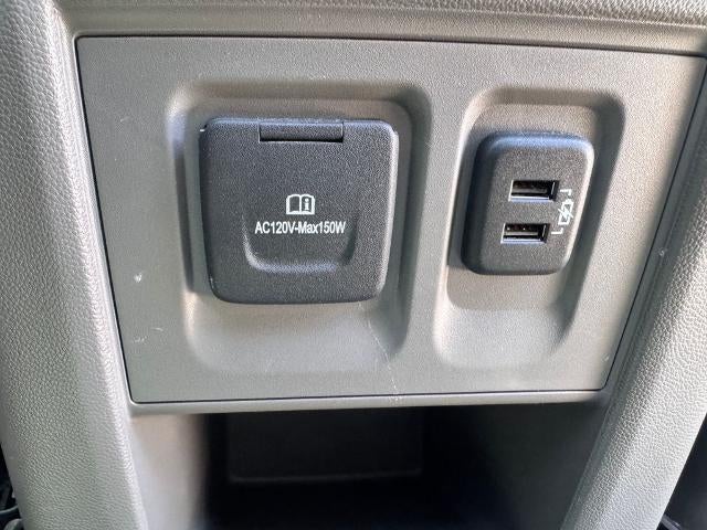 2021 Chevrolet Traverse LT Leather Front-wheel Drive