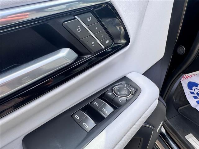 2025 Chevrolet Suburban Premier 4x4