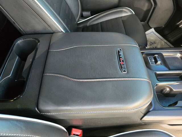 2025 GMC Sierra 2500HD AT4X 4x4 Crew Cab 6.75 ft. box 159 in. WB