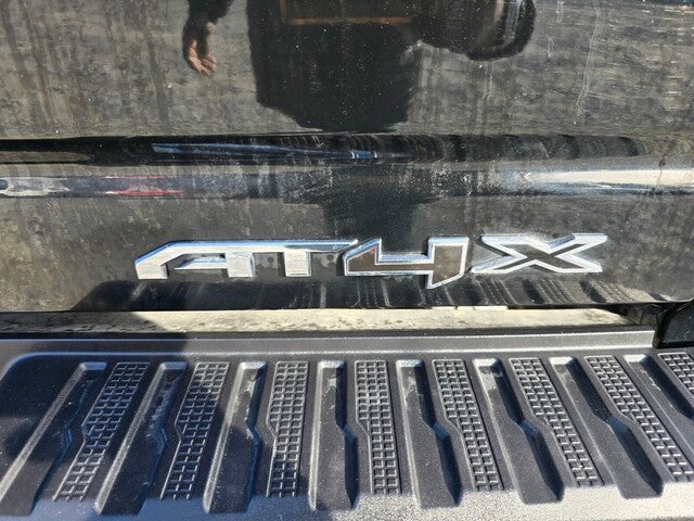 2025 GMC Sierra 2500HD AT4X 4x4 Crew Cab 6.75 ft. box 159 in. WB