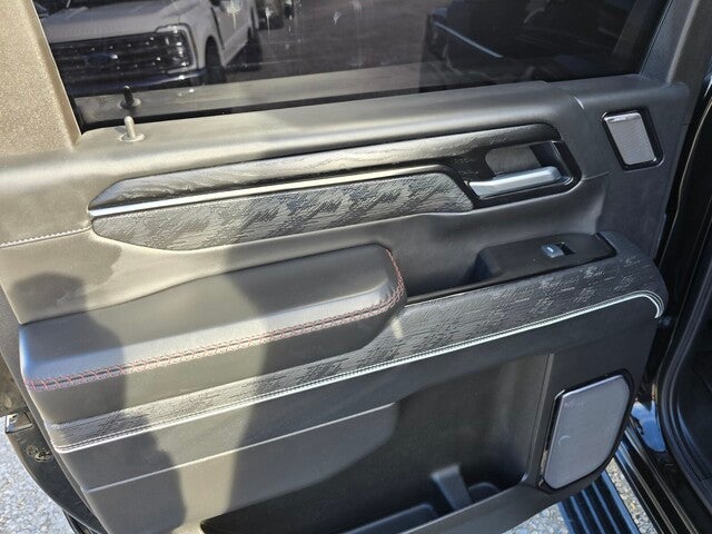 2025 GMC Sierra 2500HD AT4X 4x4 Crew Cab 6.75 ft. box 159 in. WB