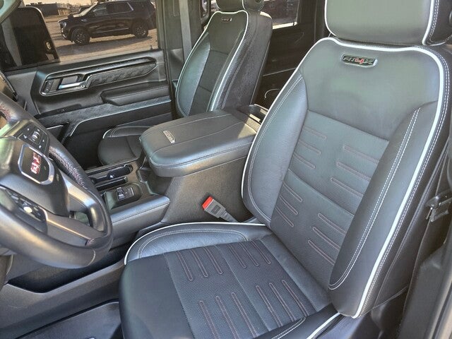 2025 GMC Sierra 2500HD AT4X 4x4 Crew Cab 6.75 ft. box 159 in. WB