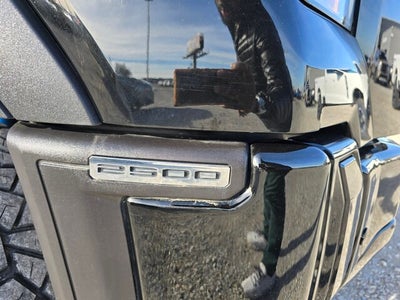 2025 GMC Sierra 2500HD AT4X 4x4 Crew Cab 6.75 ft. box 159 in. WB