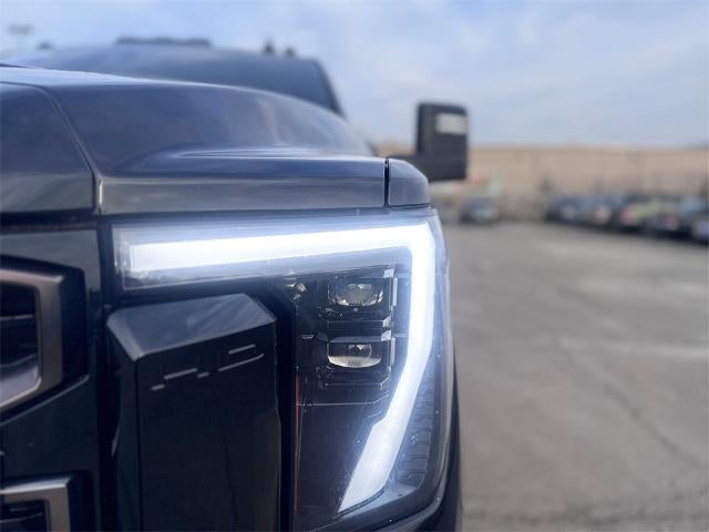 2025 GMC Sierra 2500HD AT4X 4x4 Crew Cab 6.75 ft. box 159 in. WB