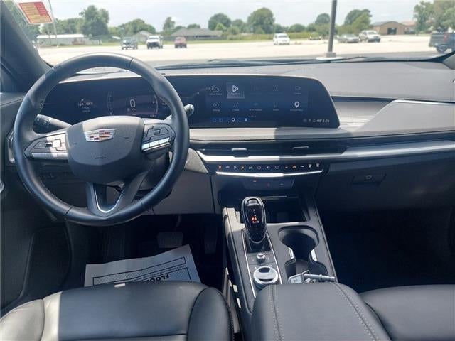 2025 Cadillac XT4 Premium Luxury Front-Wheel Drive