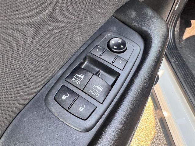 2021 Dodge Challenger SXT Rear-wheel Drive Coupe