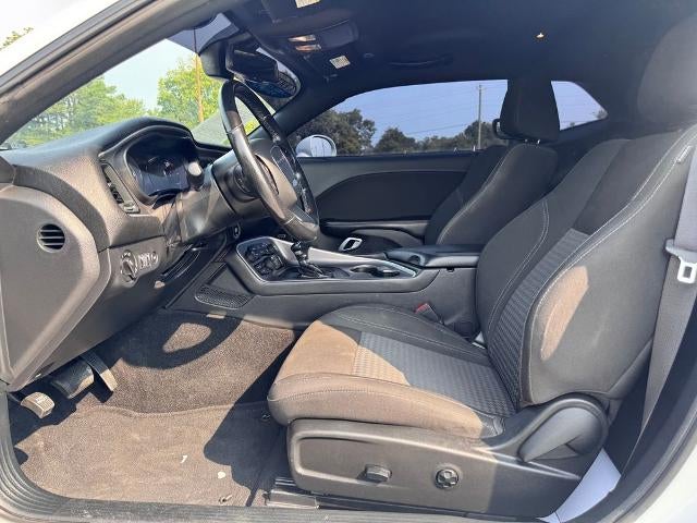 2021 Dodge Challenger SXT Rear-wheel Drive Coupe