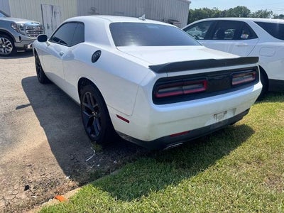2021 Dodge Challenger SXT Rear-wheel Drive Coupe