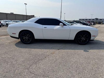 2021 Dodge Challenger SXT Rear-wheel Drive Coupe