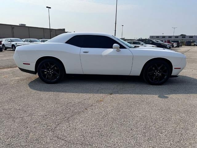 2021 Dodge Challenger SXT Rear-wheel Drive Coupe