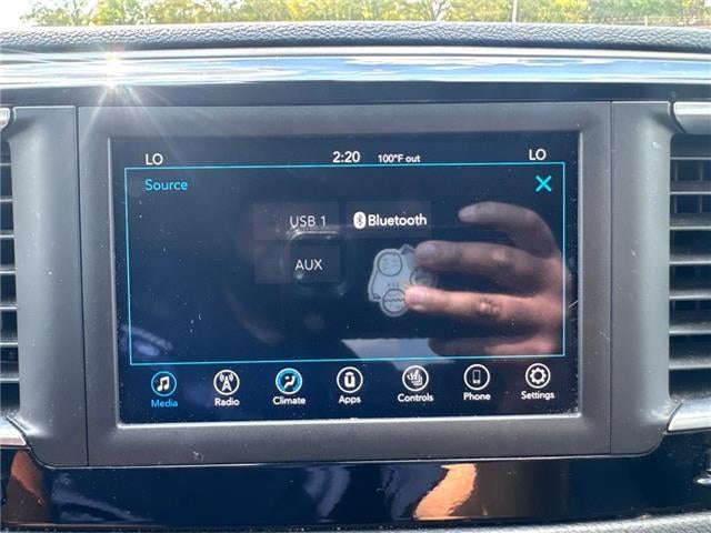 2020 Chrysler Pacifica Touring L Front-wheel Drive Passenger Van