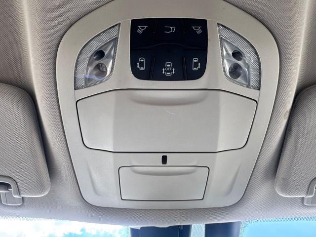 2020 Chrysler Pacifica Touring L Front-wheel Drive Passenger Van
