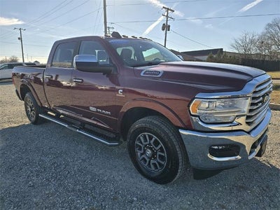 2022 RAM 3500 Longhorn 4x2 Crew Cab 6.3 ft. box 149.5 in. WB SRW