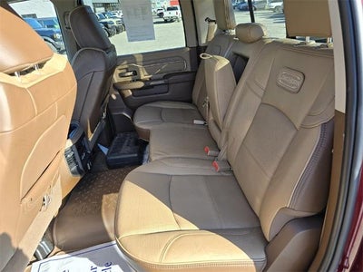 2022 RAM 3500 Longhorn 4x2 Crew Cab 6.3 ft. box 149.5 in. WB SRW