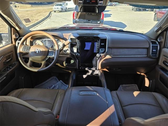 2022 RAM 3500 Longhorn 4x2 Crew Cab 6.3 ft. box 149.5 in. WB SRW