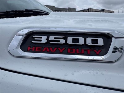 2022 RAM 3500 Laramie 4x4 Crew Cab 8 ft. box 169.5 in. WB