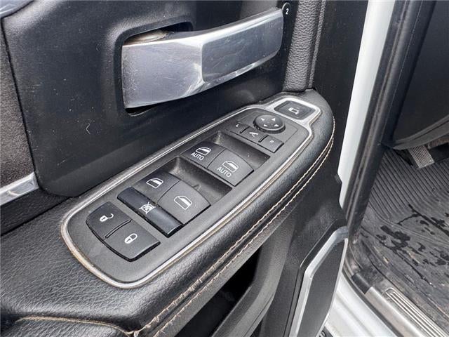 2022 RAM 3500 Laramie 4x4 Crew Cab 8 ft. box 169.5 in. WB